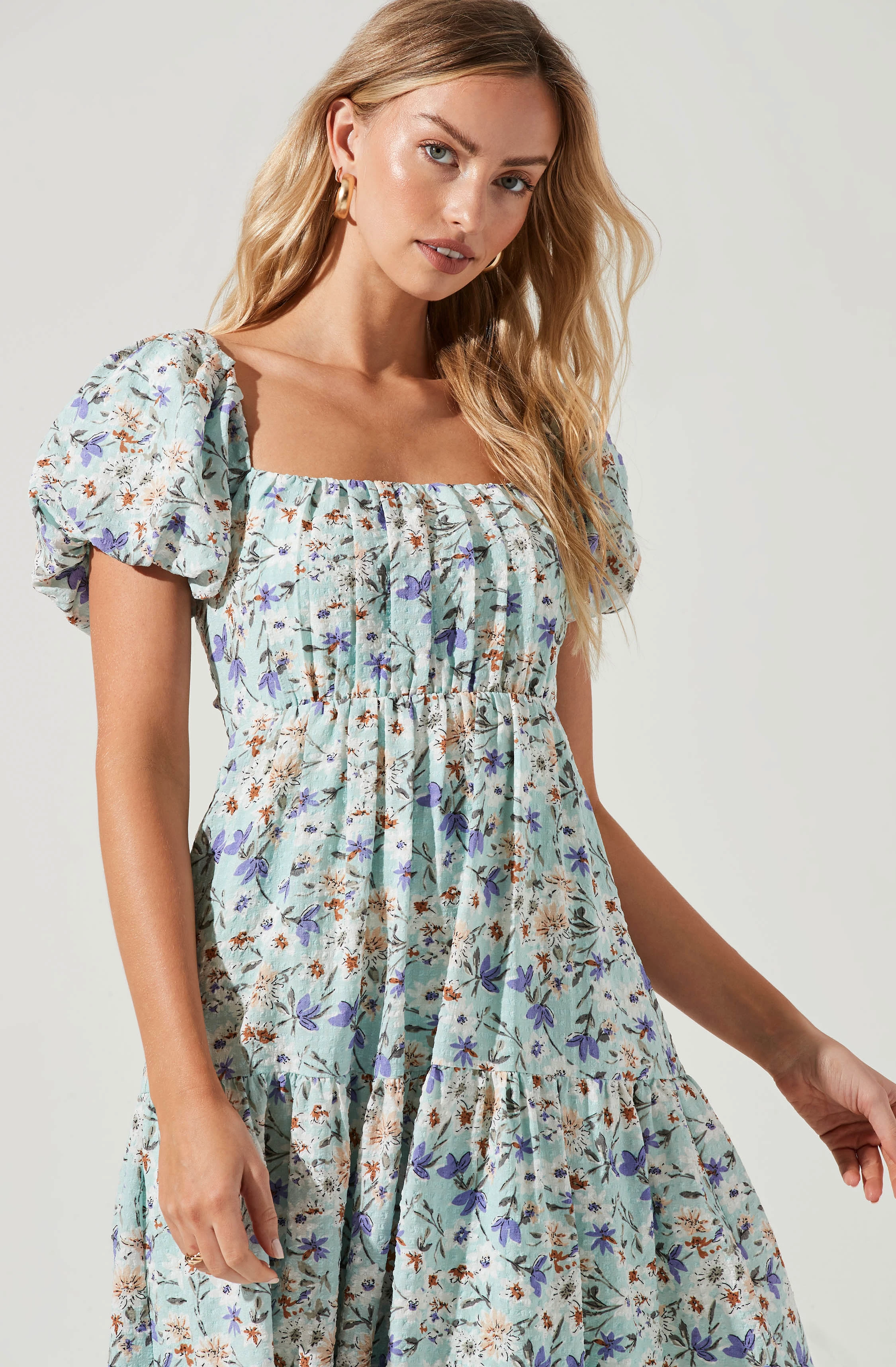 Bubble Sleeve Floral Tiered Midi Dress