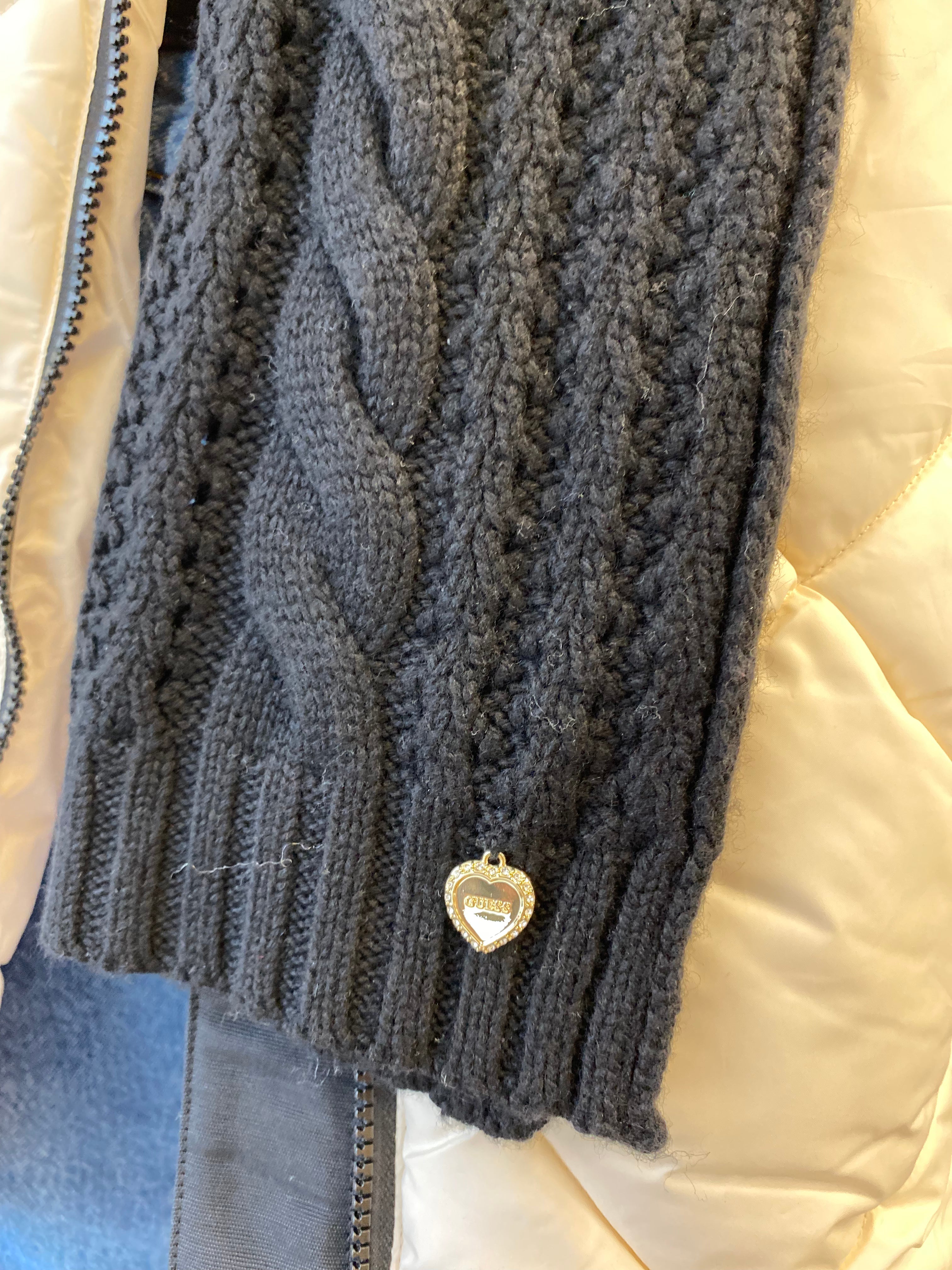 GUESS CABLE KNIT SCARF AW9073WOL03 + COLOURS